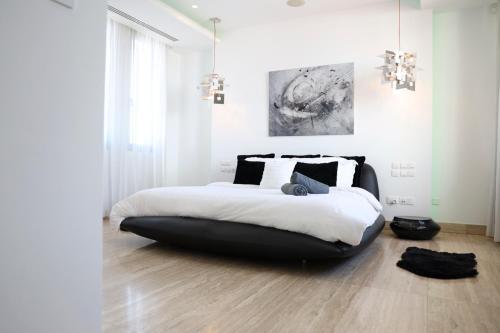 Agios Nikolaos Villa Sleeps 16 With Pool And Air Con