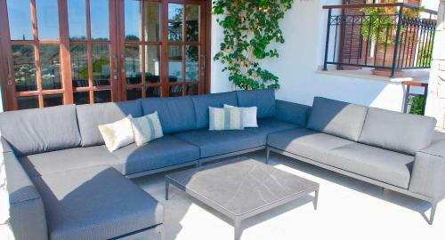 4 Bedroom Villa Thrasos With Private Infinity Pool, Aphrodite Hills Resort