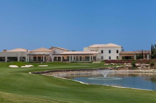Villa In Kouklia Sleeps 4 Includes Swimming Pool And Air Con 7