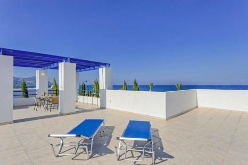 Latchi Villa Sleeps 6 With Pool Air Con And Wifi