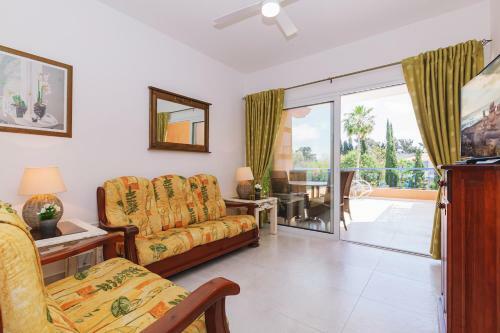 Apartamento 2 Beds Pool View Apt In Paradise Garden 3, Kato Paphos