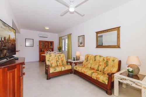 Apartamento 2 Beds Pool View Apt In Paradise Garden 3, Kato Paphos