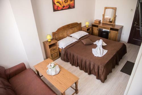 Hotel Dynes
