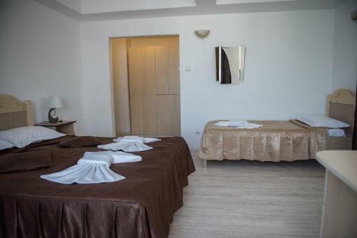 Hotel Dynes