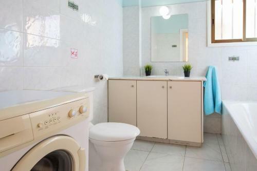 Fig Tree Beach Apartment 3