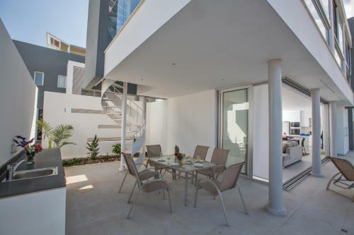 Blue Pearl Villas