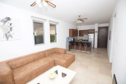 Villa Sunflower - 2 Bed Villa Protaras