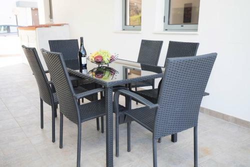 Villa Sunflower - 2 Bed Villa Protaras