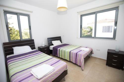 Villa Sunflower - 2 Bed Villa Protaras