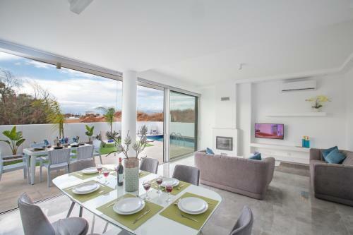 Oli Vine Villas
