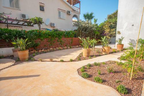 Protaras Oasis Seafront Villa