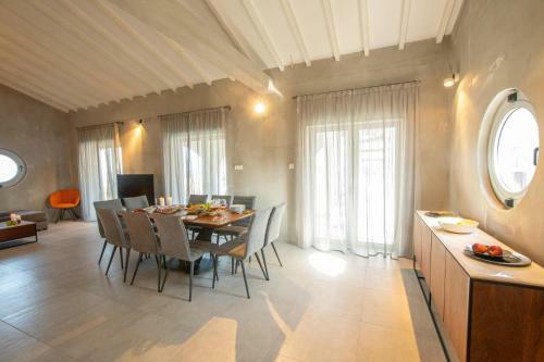 Protaras Oasis Seafront Villa