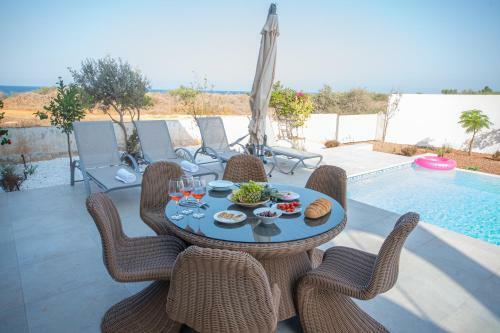Protaras Oasis Seafront Villa