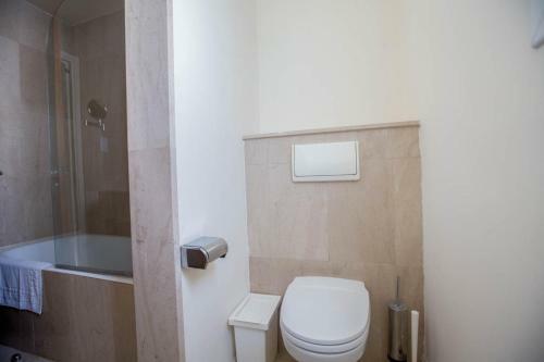 Villa In Protaras Sleeps 8 Includes Swimming Pool And Air Con 8