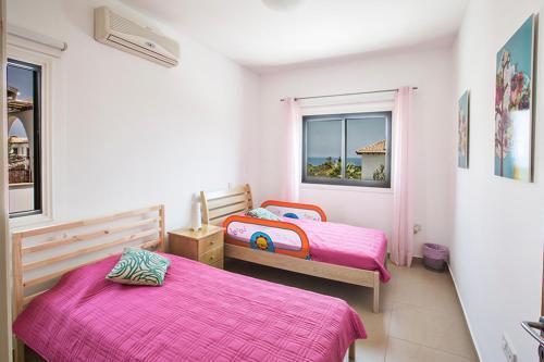Villa In Protaras Sleeps 6 Includes Swimming Pool And Air Con 2 3