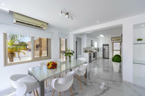 Protaras Sunrise Beach Villa