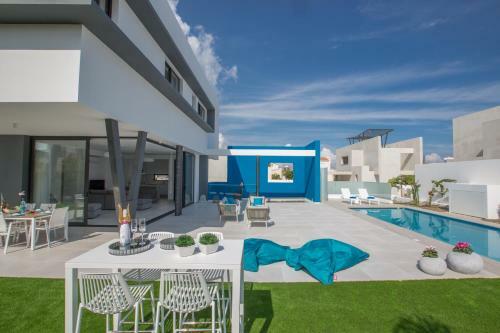 Villa Colour Residerences