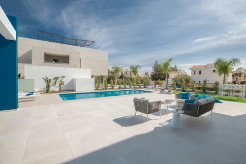 Villa Colour Residerences