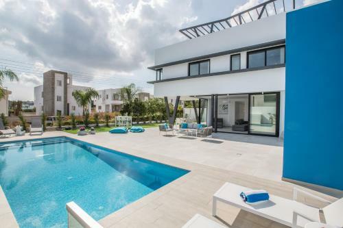 Villa Colour Residerences