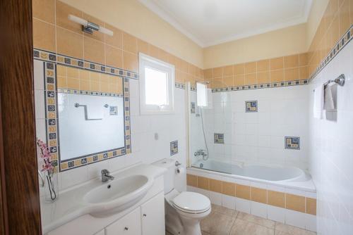 Cyprus Villa Minutes From The Beach, Protaras Villa 1245
