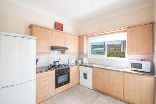 Cyprus Villa Minutes From The Beach, Protaras Villa 1245