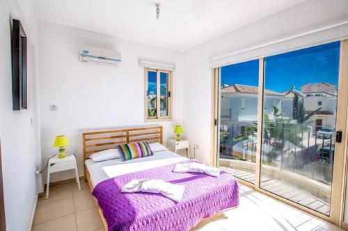 Villa In Protaras Sleeps 6 Includes Swimming Pool And Air Con 3 1