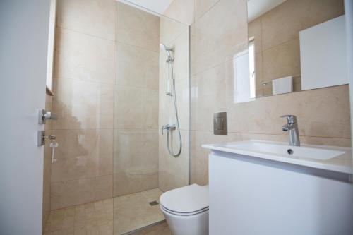 Villa In Protaras Sleeps 6 Includes Swimming Pool And Air Con 6 0