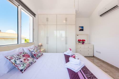 Villa Willow Mandali