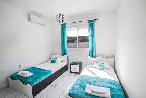 Cyprus Villa Minutes From The Beach, Protaras Villa 1195