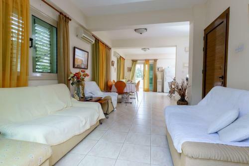 Sea Esta Villa