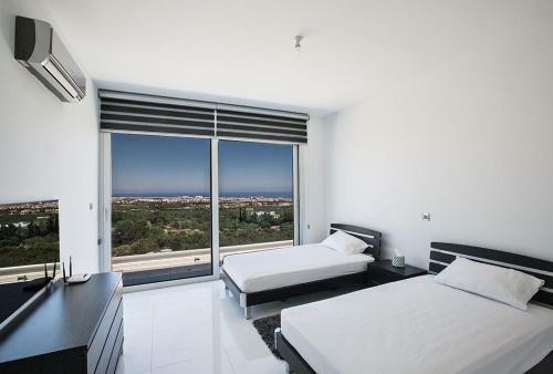 Villa Saranta Gold - Exquisite 3 Bedroom Protaras Villa With Private Pool And Panoramic Views