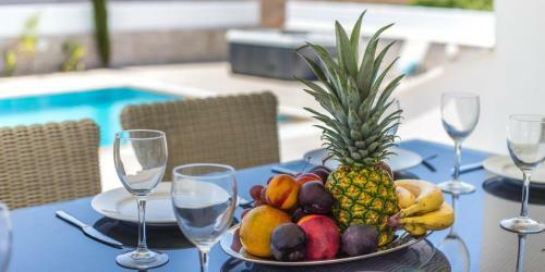 Villa In Protaras Sleeps 8 Includes Swimming Pool And Air Con 9