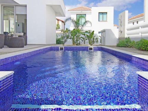 Villa Atlevh35