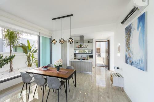 Pernera Beach Villa