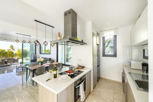 Pernera Beach Villa