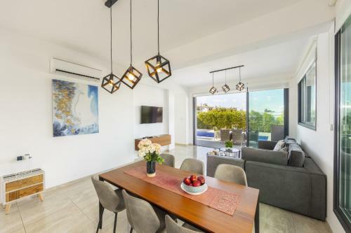 Pernera Beach Villa