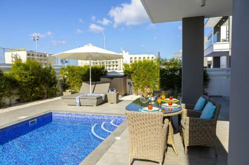 Pernera Beach Villa
