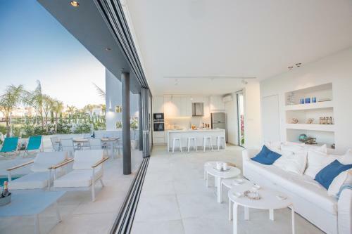 White Pearl Villa 7