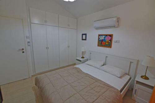 Villa Fig Tree 3 Bed Villa Heated Pool Protaras