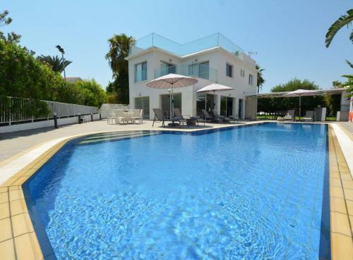 Olympic Gardens Villa