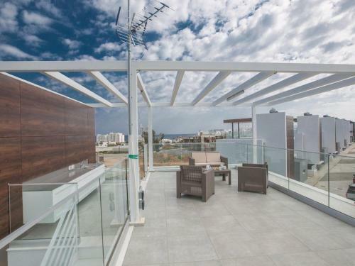 Villa Olive Bronze Luxurious 2bdr With Pool Close To Protaras Strip And Beach