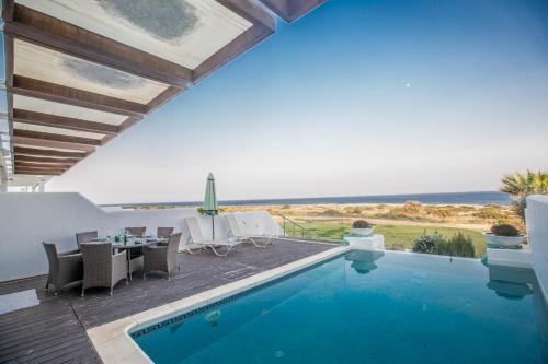 Villa In Protaras Sleeps 10 Includes Swimming Pool And Air Con 7 6