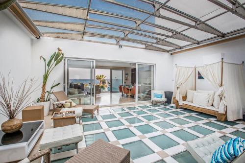 Villa In Protaras Sleeps 10 Includes Swimming Pool And Air Con 7 6