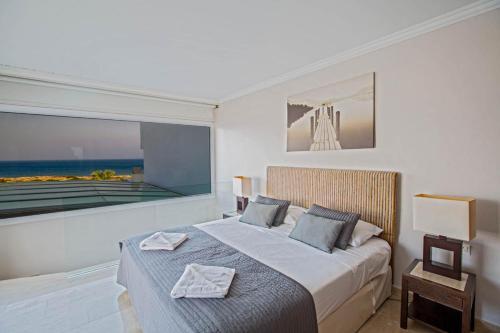 Villa In Protaras Sleeps 10 Includes Swimming Pool And Air Con 7 6
