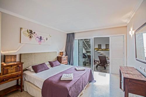 Villa In Protaras Sleeps 10 Includes Swimming Pool And Air Con 7 6
