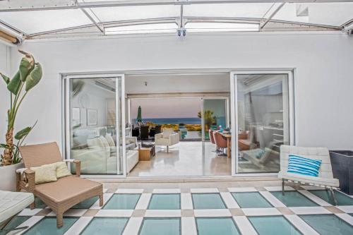 Villa In Protaras Sleeps 10 Includes Swimming Pool And Air Con 7 6
