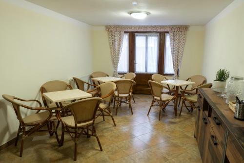 Hostal Penzion R??e