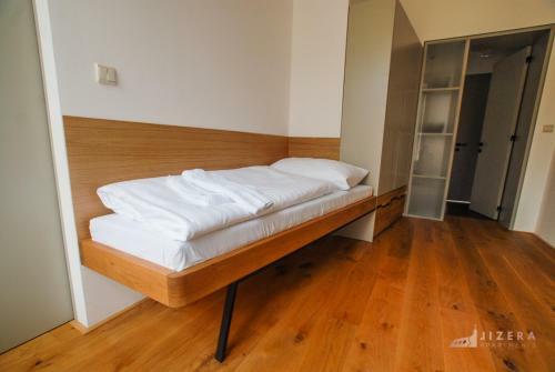 Jizera Apartments Soukenna