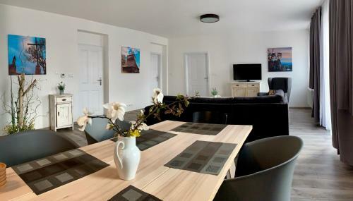 Apartamento Penzion Hol�n U Prachovsk�ch Skal