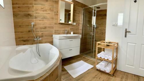 Apartamento Penzion Hol�n U Prachovsk�ch Skal
